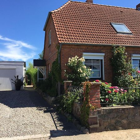 Holiday Home With Conservatory Dannau Buitenkant foto