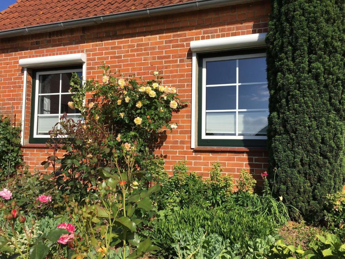 Holiday Home With Conservatory Dannau Buitenkant foto