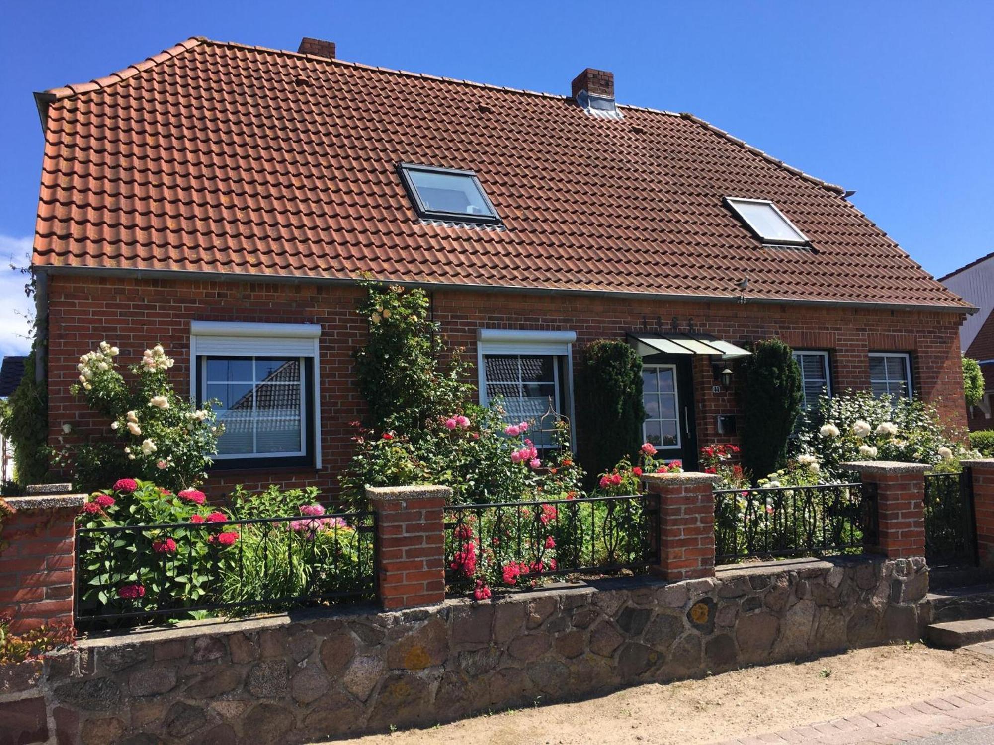 Holiday Home With Conservatory Dannau Buitenkant foto
